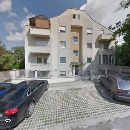 Dina Cozy Daire Zemun