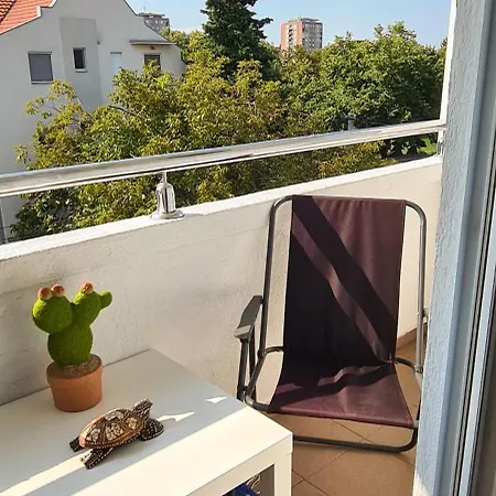 Dina Cozy 公寓 Zemun